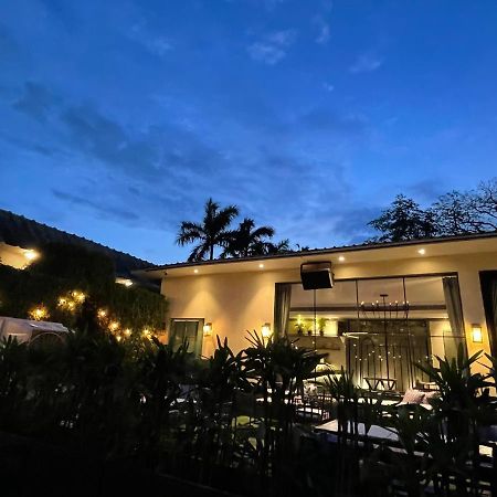 Kingston Resort Kānpur Exterior foto